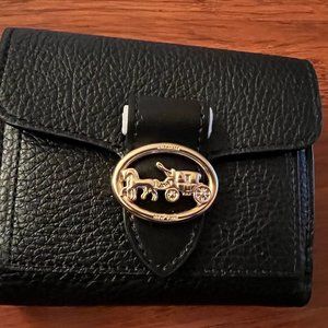 NWT Georgie Small Wallet In SMOOTH LEATHER